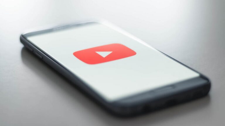 Quanto Guadagna Uno Youtuber Con 100.000 Iscritti